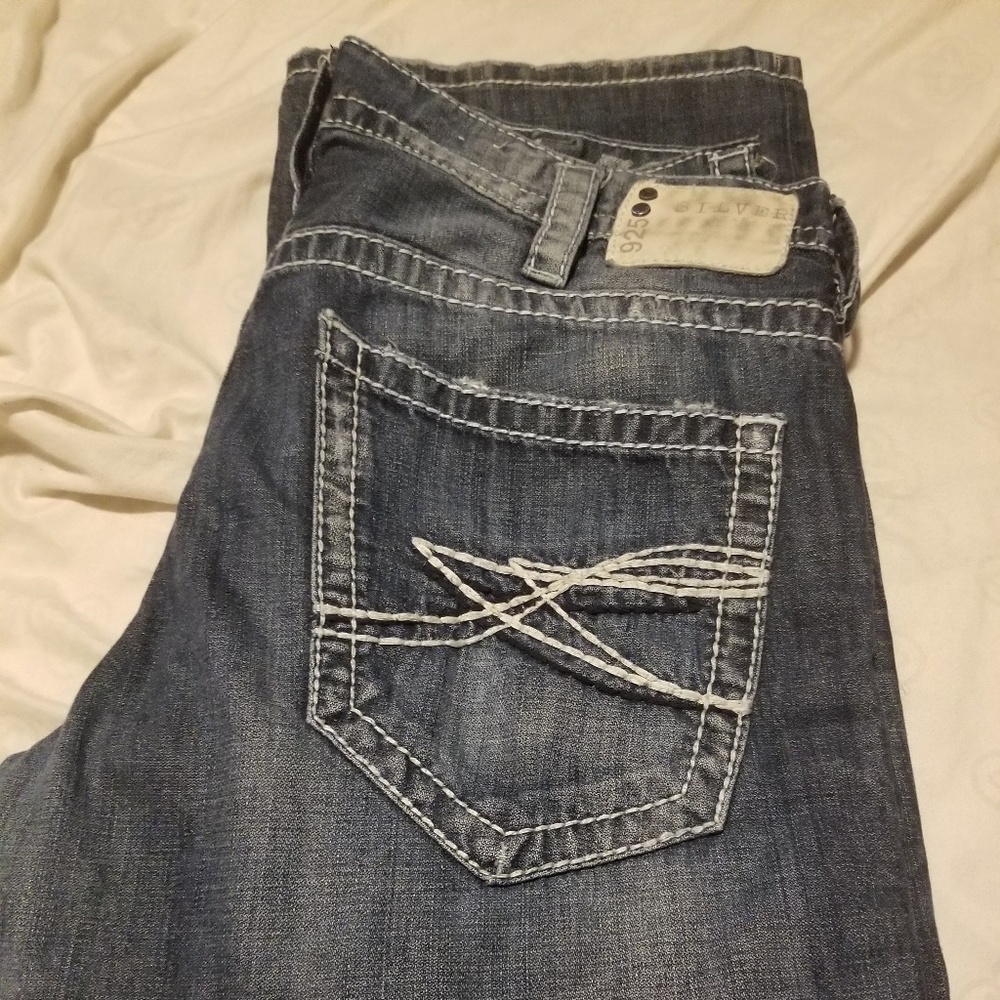 Buckle Jean's